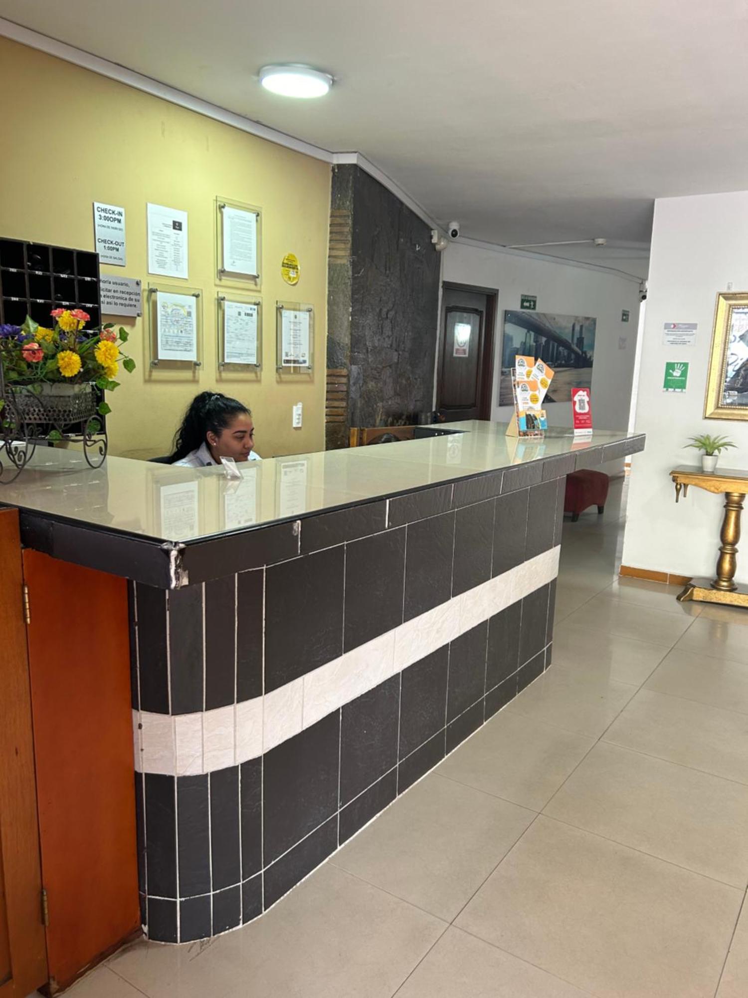 Hotel Picasso 70 Medellin